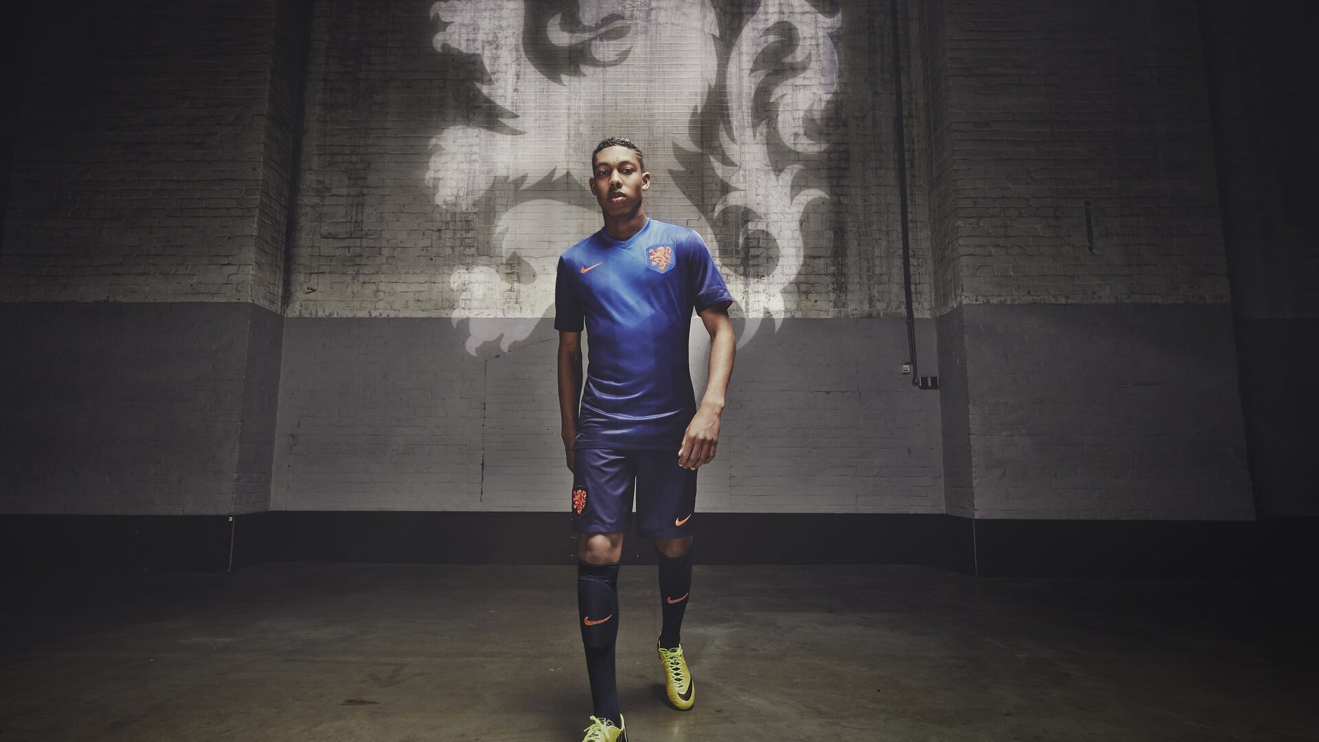 勇士轻取掘金，小贾伦·杰克逊关键时刻站出来的背后，是新一代巨星的悄然崛起